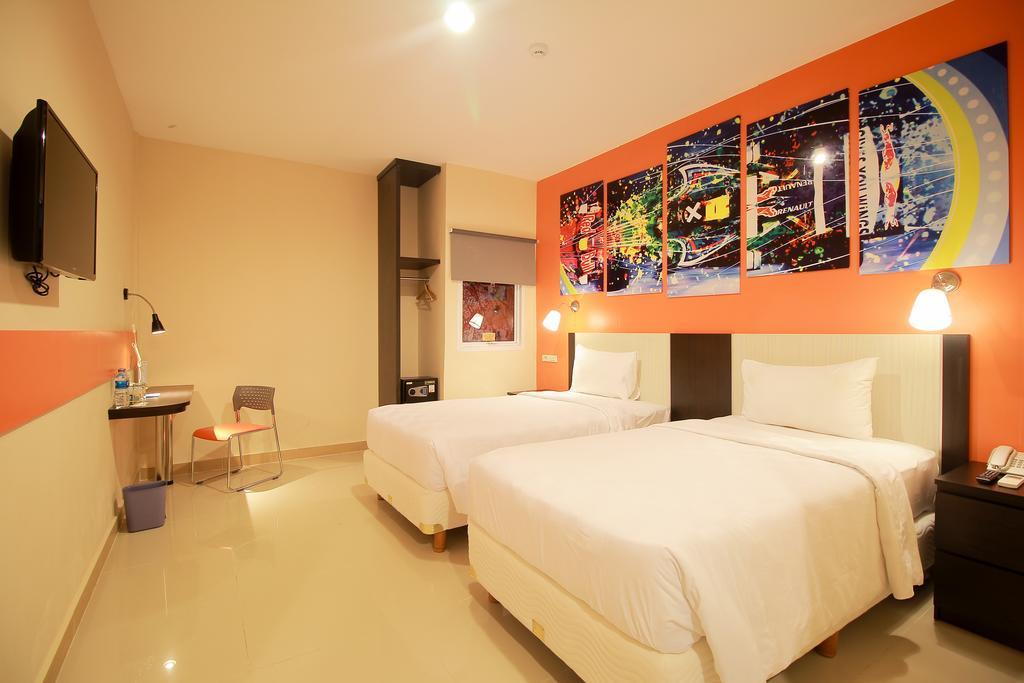 Sinar Sport Hotel Bengkulu Exterior foto